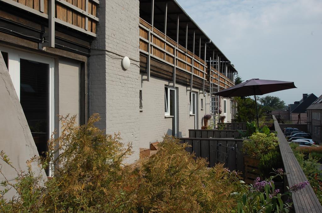 Hotel Piano 2 - Mont-St-Guibert - Louvain-La-Neuve Corbais Exterior photo